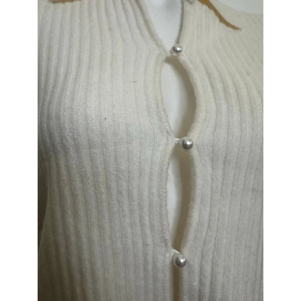 Abercrombie & Fitch Cream Ribbed Button Up Cardigan - Picture 3 of 8